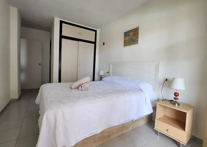 Amaika, Cerca De Playa, Con Aparcamiento Y Piscina * Calpe