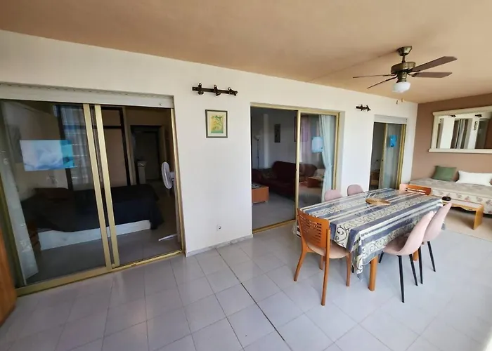 Amaika, Cerca De Playa, Con Aparcamiento Y Piscina